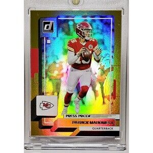Patrick Mahomes RARE GOLD REFRACTOR INVESTMENT SSP PANINI PROOF CHIEFS MVP NM A1